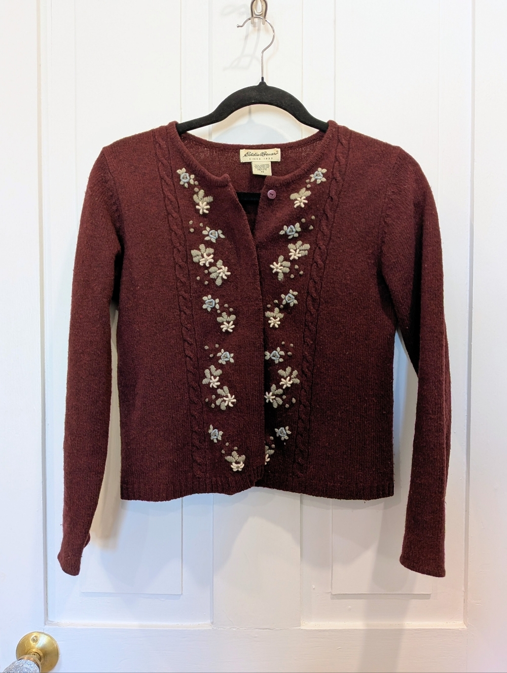 Eddie Bauer Vintage Lambswool Burgundy Floral Embroidered Cardigan | Xs Petite
